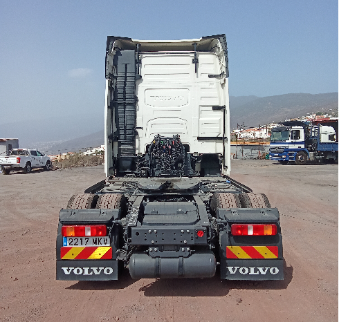 VOLVO FH lleno