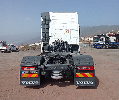 VOLVO FH lleno